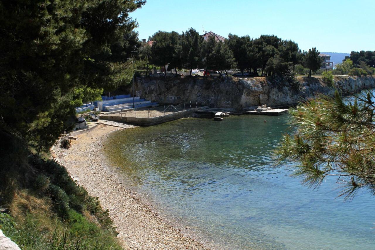 Family Friendly Apartments With A Swimming Pool Zadar - 18098 Exteriör bild